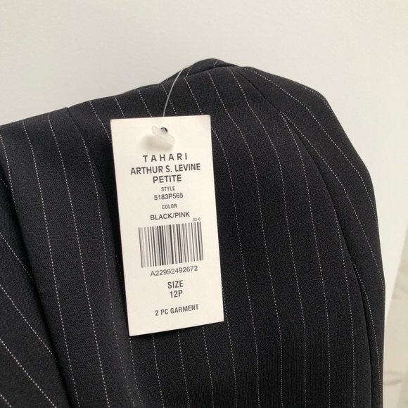 Tahari Blazer + Skirt (12P) - Picture 2 of 16